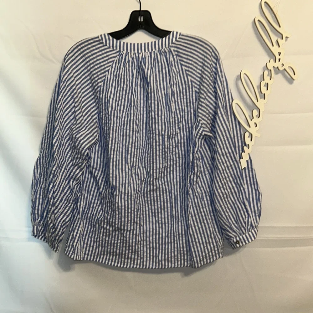 POMANDER PLACE

Blue and White Stripe Seersucker Tallie Top - Picture 9 of 12